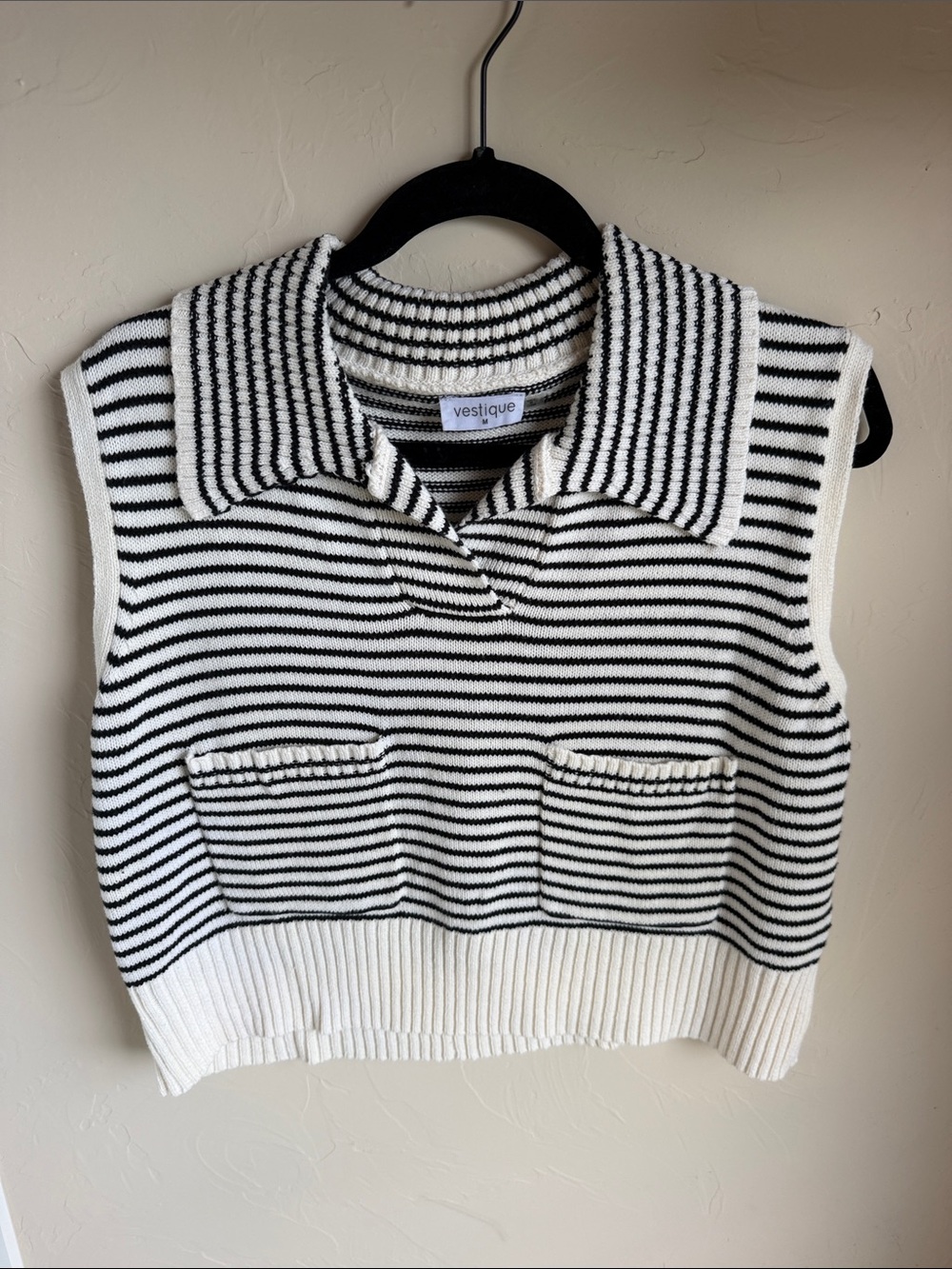 vestique Black and White Striped Knit Sleeveless V-Neck Top